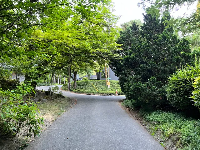 Holman Lane Entrance Forest Park