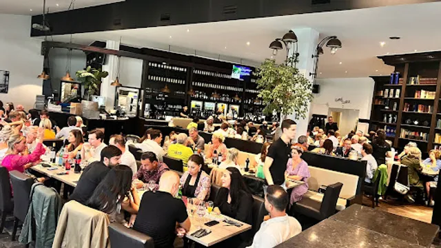 Zero Zero Grand Café