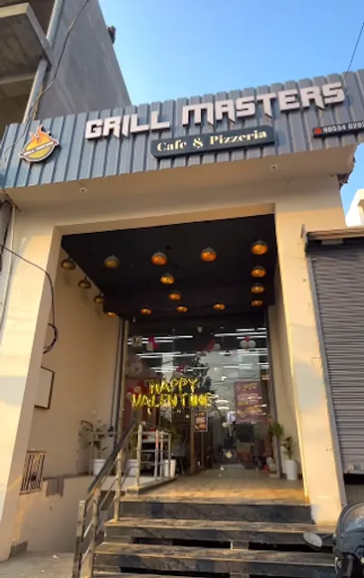 Grill Masters Cafe & Pizzeria | Best Cafe and Coffee Shop | Fast Food Restaurant | Best Cafe in Kurukshetra