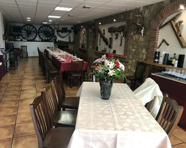 Bar restaurante El Pando