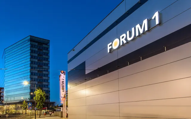 FORUM 1