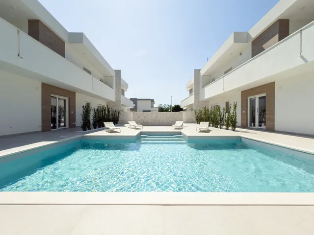 TWINSANDBI Apartments