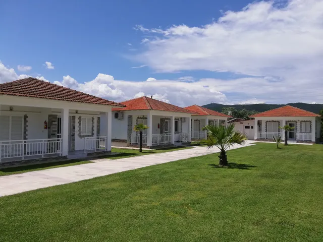 Villa Dimitris Apartments & Bungalows