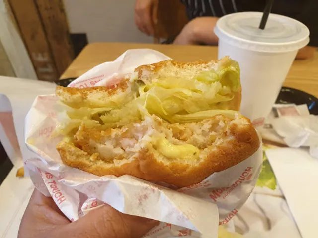 맘스터치 송추점