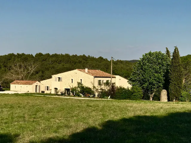 Chut ! c'est ici, chambres d'hôtes Venelles