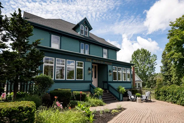 The August House (Boutique Inn in Windsor, NS)