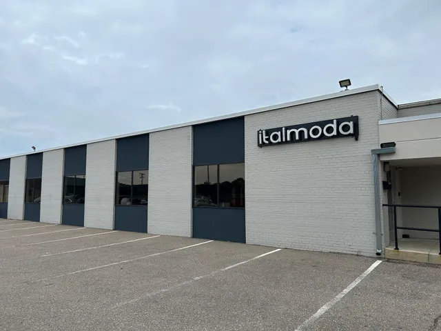 italmoda Modern Furniture