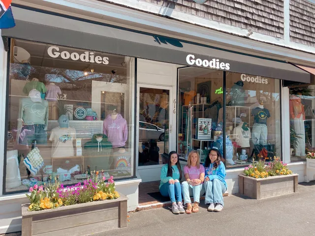 Life is Good Chatham