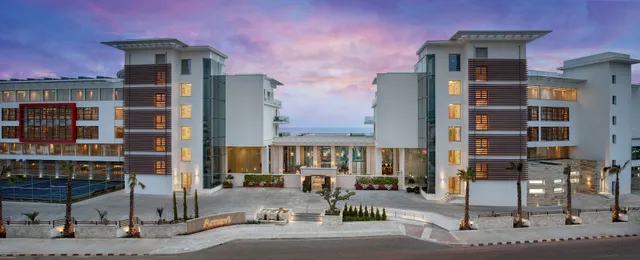 Amavi, MadeForTwo Hotels