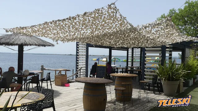 Restaurant Le Manuia Port Barcares - Paillote - Bar