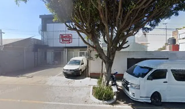 Av. Secretaría de Marina 542