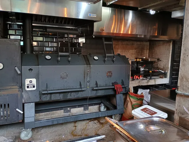 Rac-Coon Smoke House