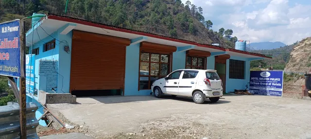 Hotel kalindi palace