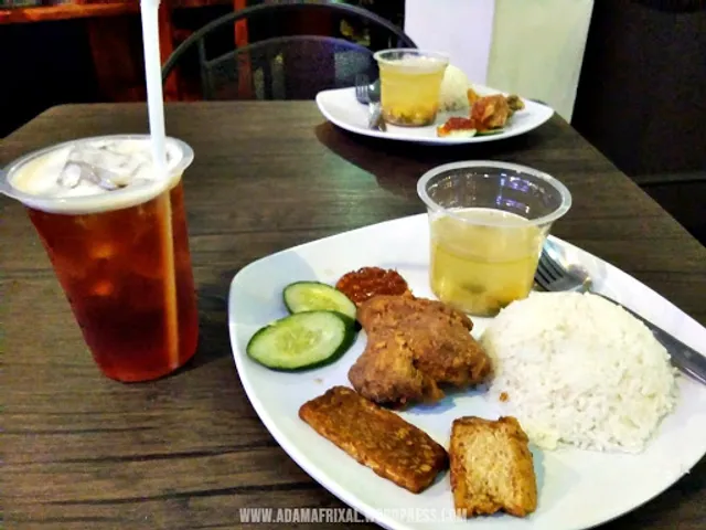 Damang Cafe Balikpapan Baru