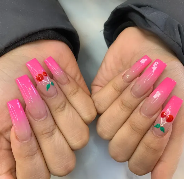 Finetouch Nails