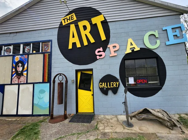 The Art Space on 211