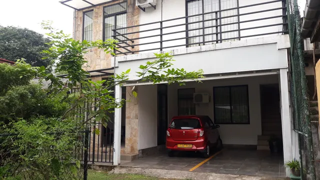 Vathila Freedom Nest