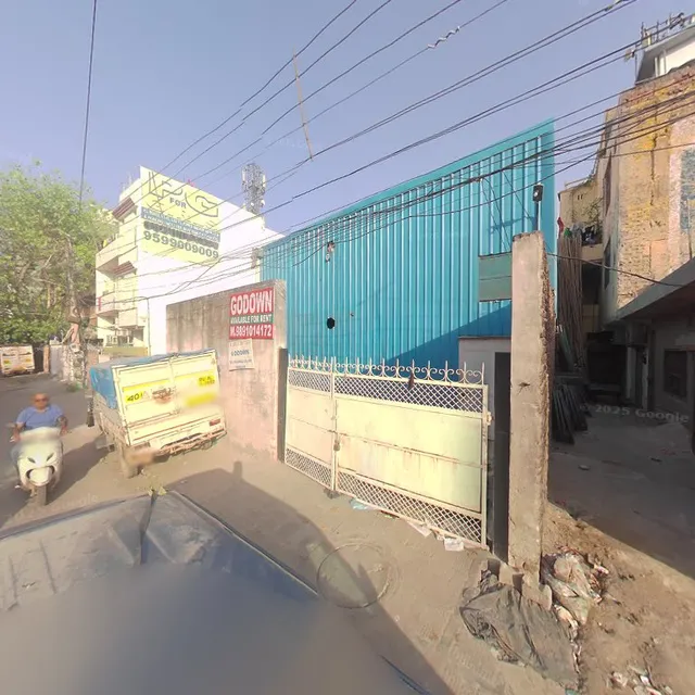 The royal cafe & Restaurant