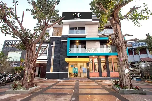 Sans Hotel Fif Fa Premiere Malang