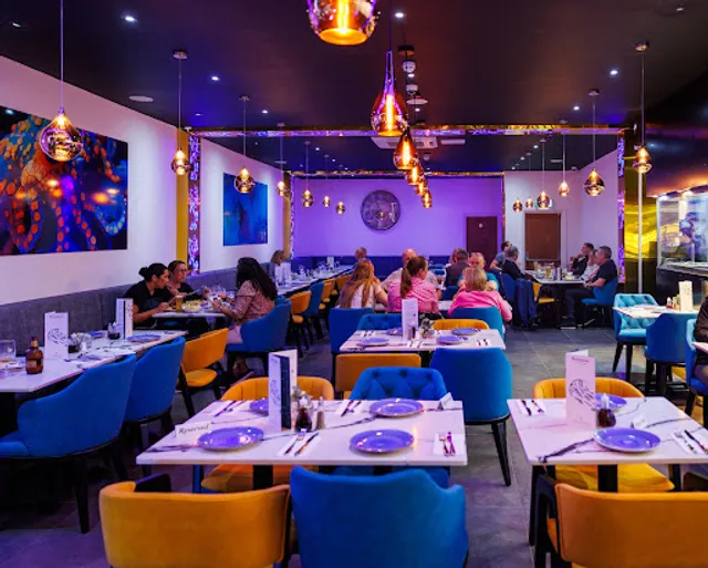 Burlingtons Fish & Grill