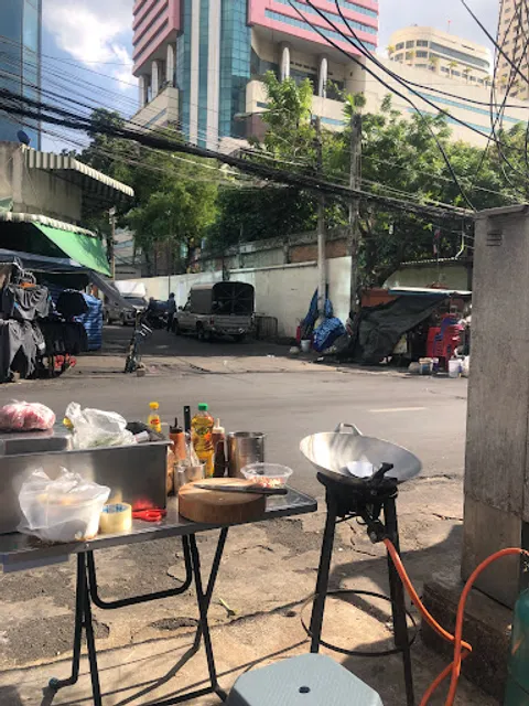 Pad Thai & Tom Yum 1.