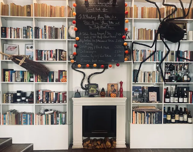 KönyvBár & Restaurant