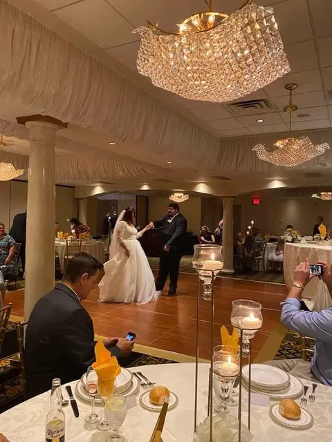 Sunshine Flowers & Gifts