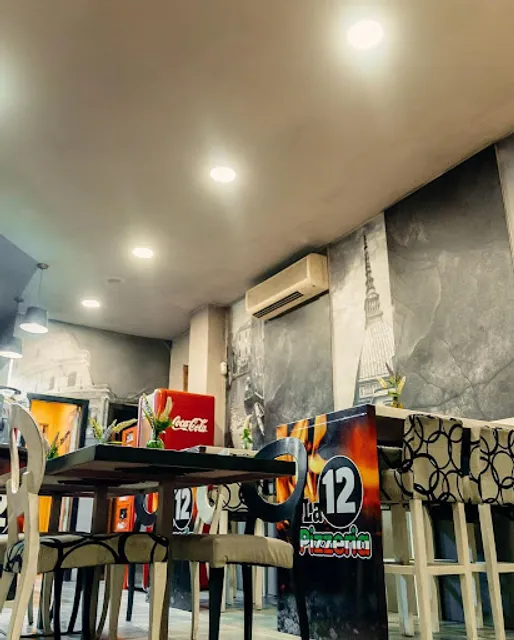 La 12 pizzería