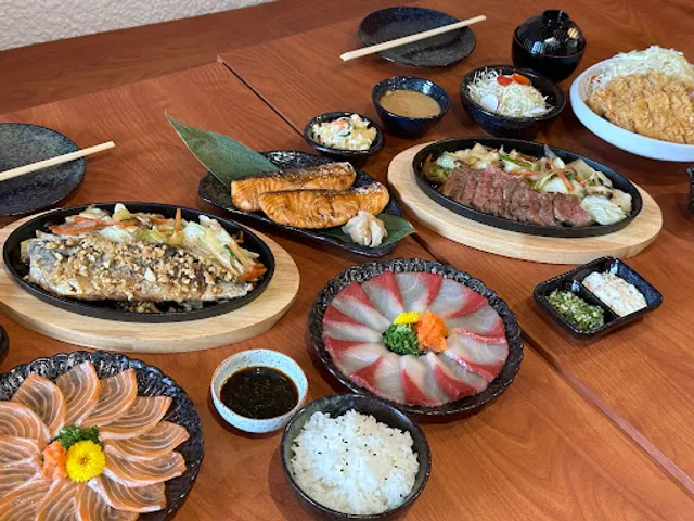Yurijin Izakaya & Japanese Dining