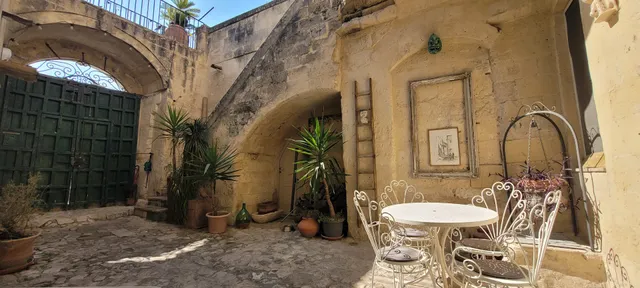 Casa Tudor Art Matera