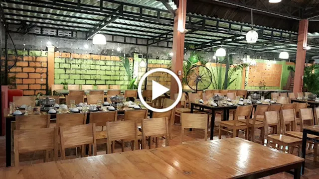 Nhà hàng Năm Dư Mũi Né