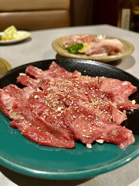 焼肉 やしま