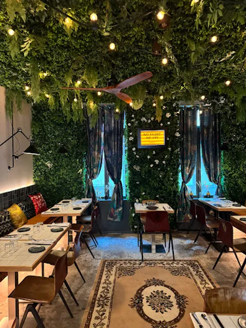 OKO - Restaurant & Cocktails Bar