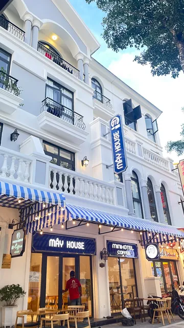 Mây House Grandworld