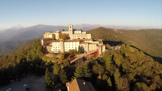 La Stele - Affittacamere e Casa Vacanze - Castelmonte