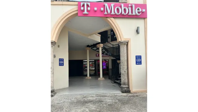 T-Mobile Authorized Retailer
