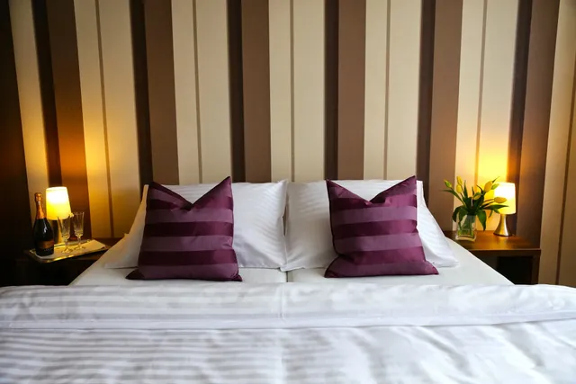 "10" Bed and Breakfast