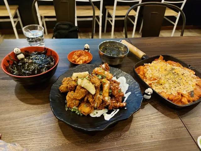 Pong Dack Korea restaurant / bar