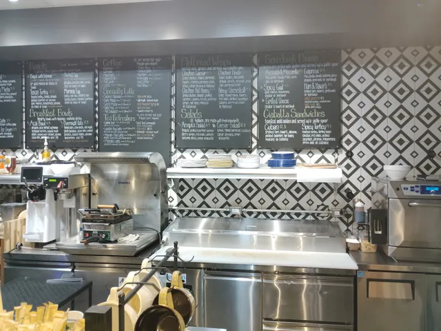 Midnight Express Cafe