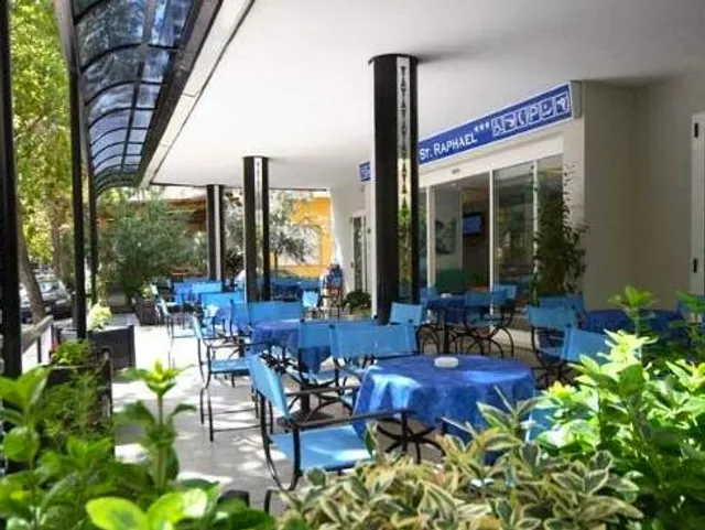 Hotel St. Raphael