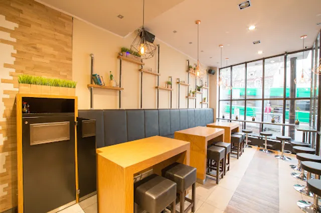 Yam Yam - Asian Eatery