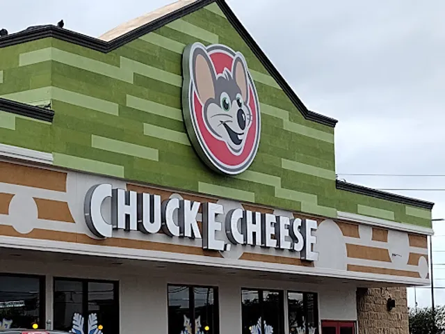 Chuck E. Cheese