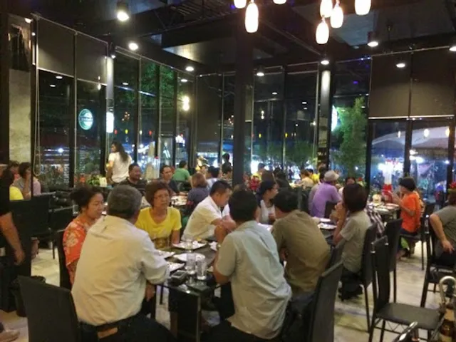 riverside bar&restaurant