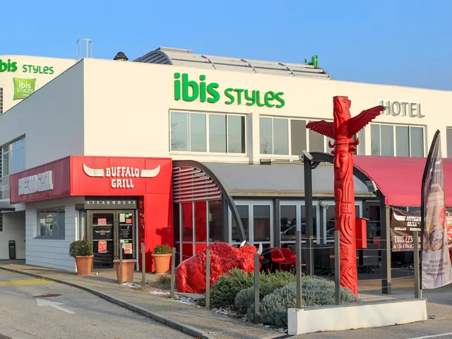 ibis Styles Crolles Grenoble A41