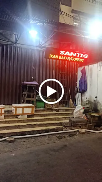 Santiga Seafood (From Benhil)