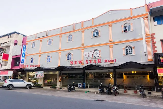 OYO 1635 New Star hotel