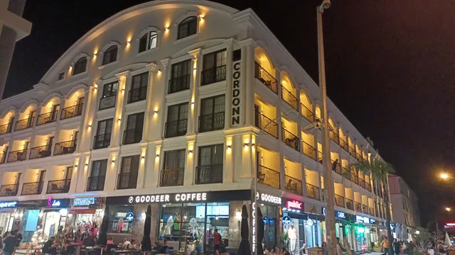 CORDONN REsiDeNCE apart