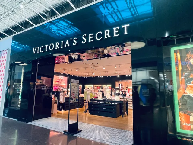 Victoria's Secret & PINK