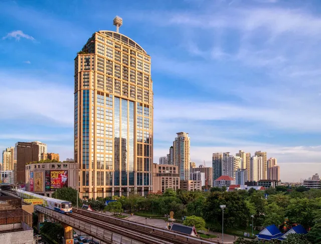 Emporium Suites by Chatrium