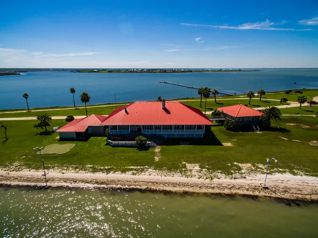 Redfish Lodge On Copano Bay